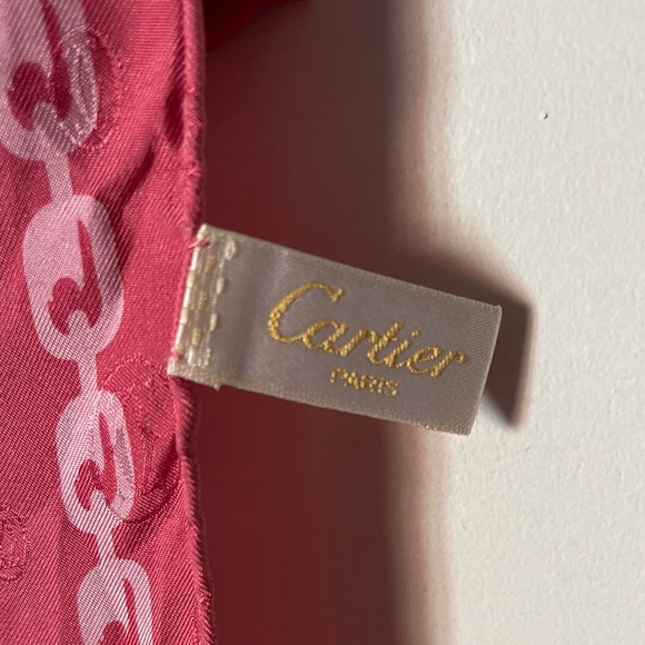 Vintage Cartier 26”x26” square pink silk scarf - Picture 4 of 6